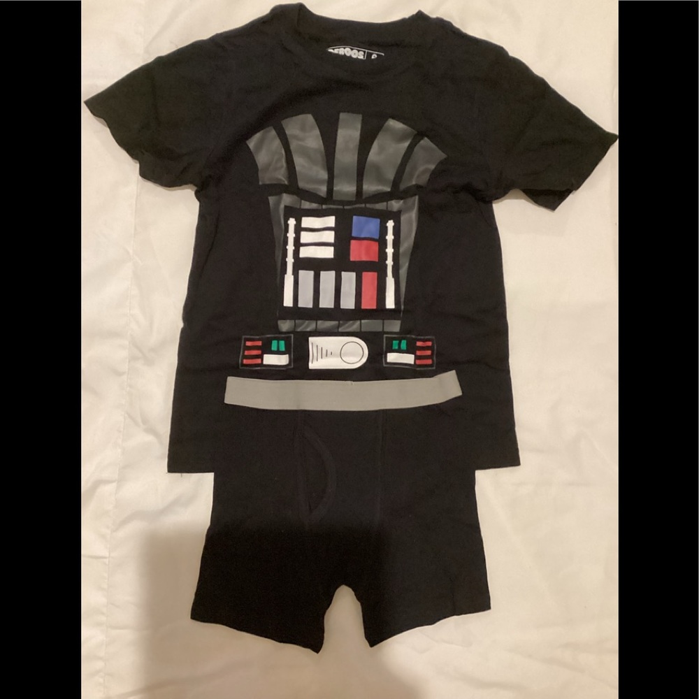 Star Wars Boys Underoos Underwear Set, Size 6, One Top & Boxer Brief